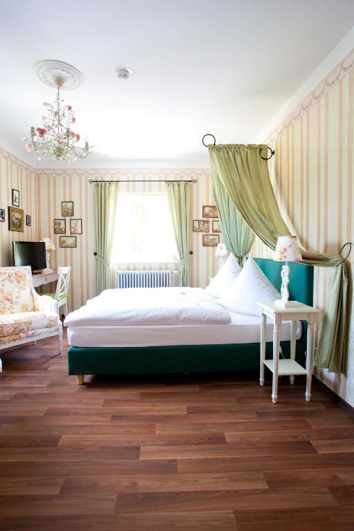 Gastwirtschaft & Hotel Hallescher Anger Naumburg  Room photo